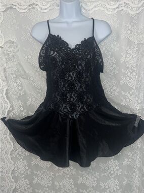 Vintage Cinema etoile Black Lace & Satin Chemise nightgown lingerie